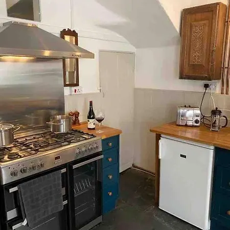 Lovely Beside Surf Beaches & Canal * Bude